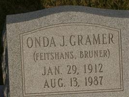 Onda J Feitshans, Bruner Gramer