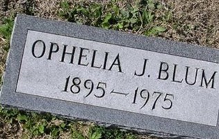Ophelia Blum