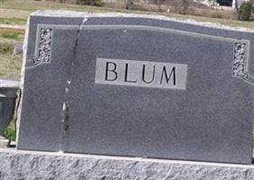 Ophelia Blum