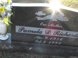 Pamela D Richards