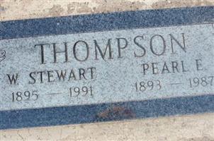 Pearl E Thompson