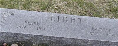 Pearl Harris Light