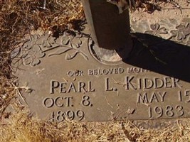 Pearl L Kidder