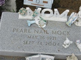 Pearl Nail Mock