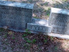 Perla Dell Tyler