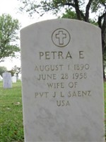 Petra E Saenz