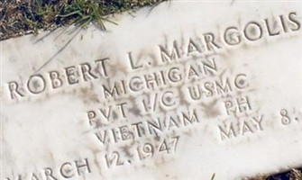 PFC Robert Lynn Margolis (1942463.jpg)