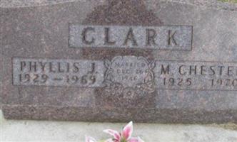Phyllis Knowles Clark