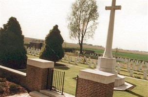La Plus Douve Farm Military Cemetery
