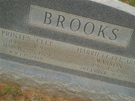 Printes Elee Brooks
