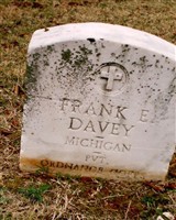 Pvt Frank E. Davey (1913607.jpg)