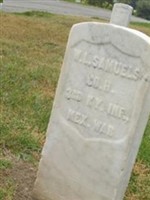Pvt W L Samuels