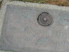 Ray Richard Stevens