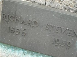 Richard H Stevens