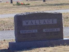 Richard R Wallace