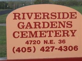 Riverside Gardens Cemetery