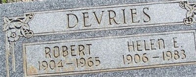 Robert DeVries