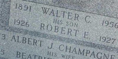 Robert E. Dunklee