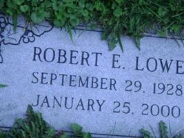 Robert E. Lowe