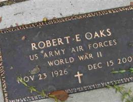 Robert E Oaks