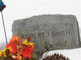 Robert J Smith