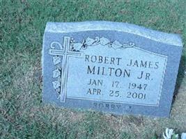 Robert James Milton, Jr (2386759.jpg)