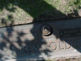 Robert L. Reynolds