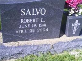 Robert L Salvo