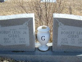 Robert Leon Gibbs, Sr Robert Leon Gibbs, Sr