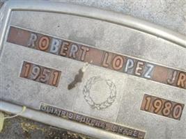 Robert Lopez, Jr
