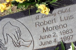 Robert Luis Moreno