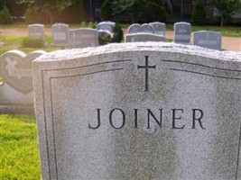 Robert R Joiner, Sr