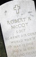 Robert R McCoy