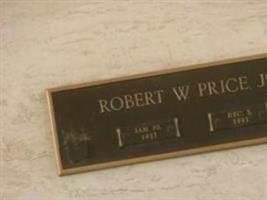 Robert W Price, Jr