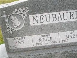 Roger S Neubauer (1917924.jpg)