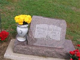 Ronald Lee Davis