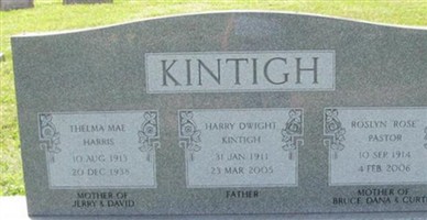 Roslyn Kintigh (2045340.jpg)
