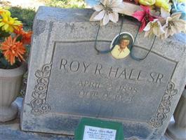 Roy R Hall, Sr