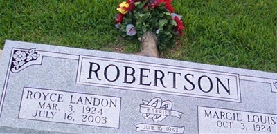 Royce Landon ROBERTSON