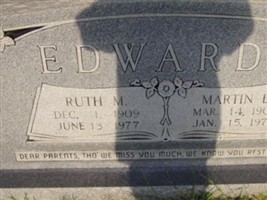 Ruth M Edwards