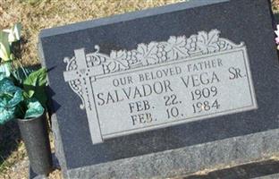 Salvador Vega, Sr