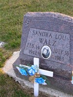 Sandra Lou Walz