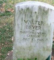 Sgt Walter Beyer