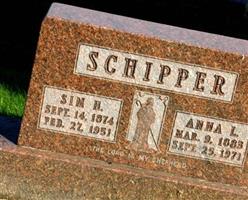 Sim H. Schipper Sim H. Schipper