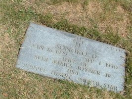 Sonoko D. Joyner