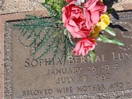 Sophia Bernal Luna Sophia Bernal Luna