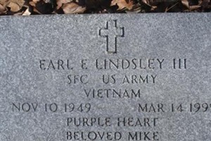 Spec Earl E Lindsley, III