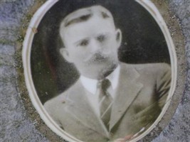 Stefan Razdik