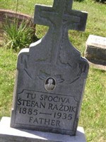 Stefan Razdik