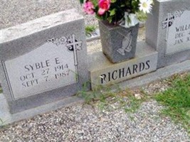 Syble E Richards